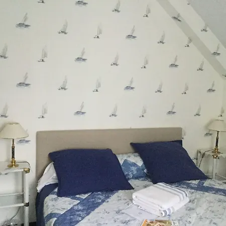 Le Clos Spinoza 3*